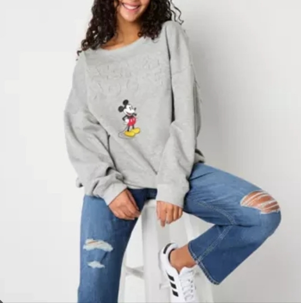 Mickey Womens Fleece Oversize Crewneck. Size Medium